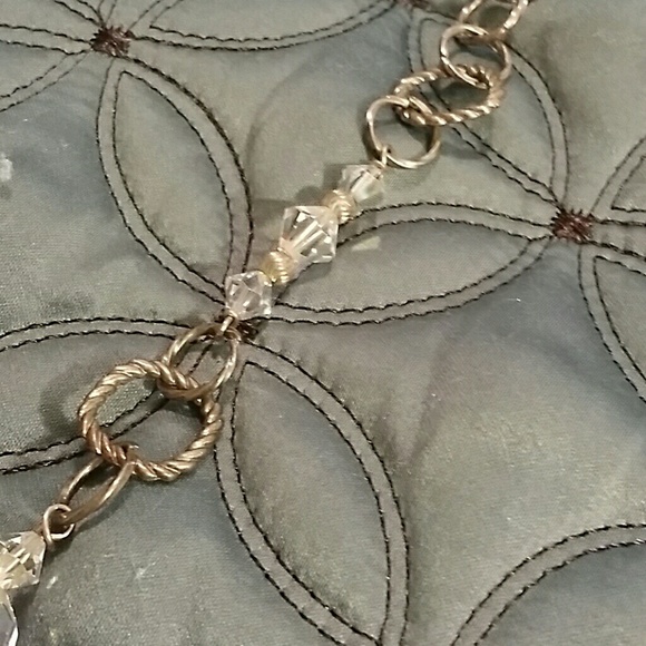 Basic Necklace - Picture 3 of 3