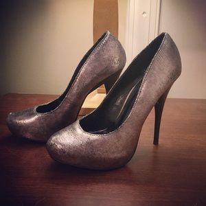 Michael Antonio heels