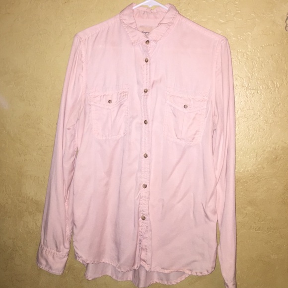 Light pink button up shirt - Picture 1 of 3