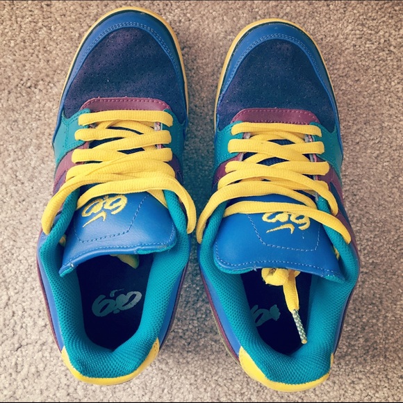 ❌SOLD❌ 👠 Nike 6.0 Customized Sneakers 👠 - Picture 3 of 4