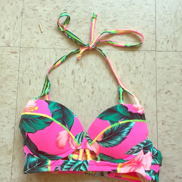 Tropical bikini top