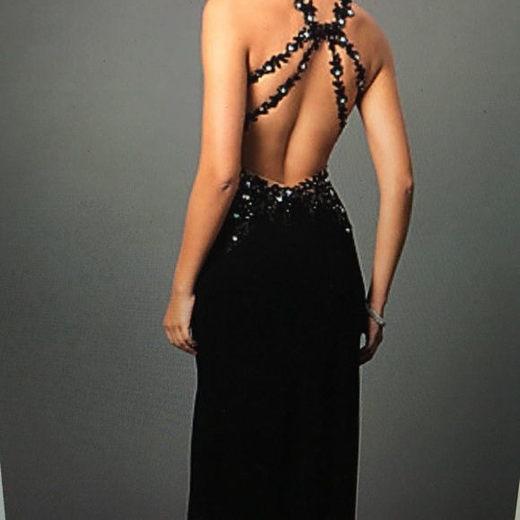 BLACK PROM DRESS - Picture 4 of 4