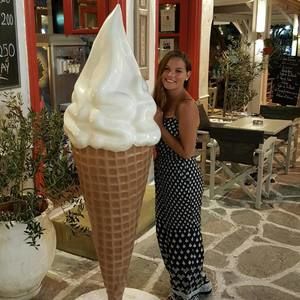 Meet your Posher, Sara