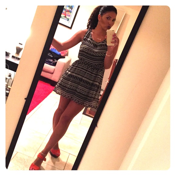 H&M printed dress - Picture 1 of 2