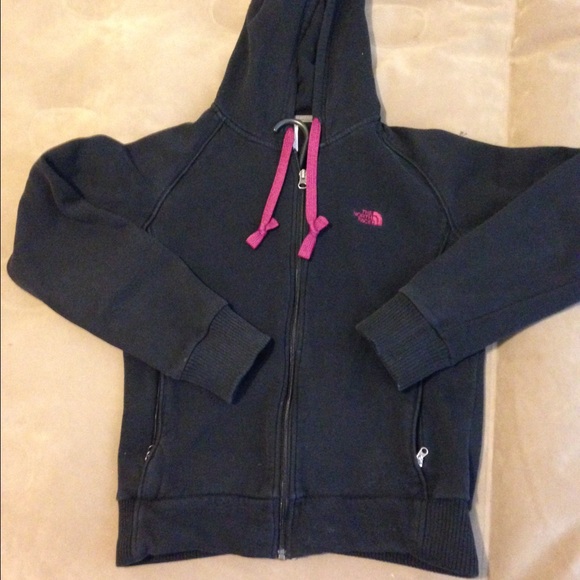 💥🎀SOLD💥🎀North face black hoodie jacket