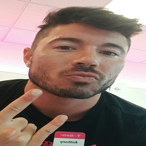 Meet your Posher, Anthony