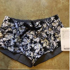 Lulu lemon water surf short- reversible!!