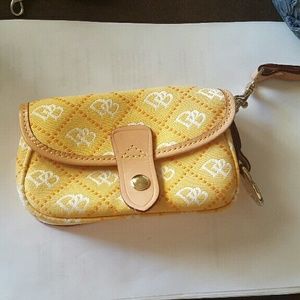 Dooney and Bourke wristlet
