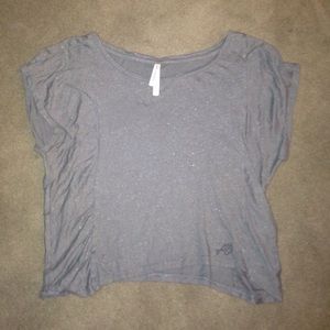 gray crop top!