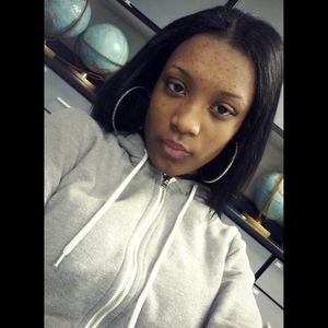 Meet your Posher, Kaia