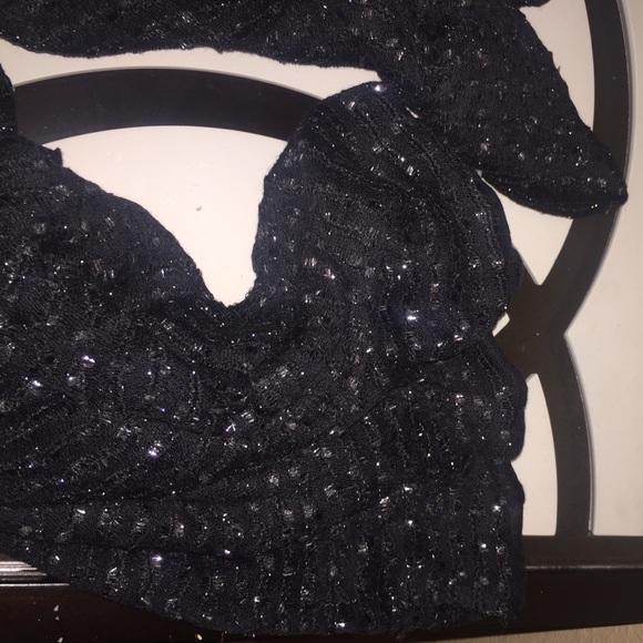 Black glittery scarf! - Picture 3 of 3