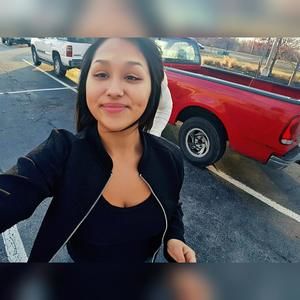 Meet your Posher, Sondra