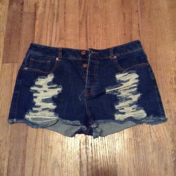 Distressed cut off Shorts