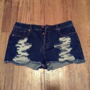 Distressed cut off Shorts