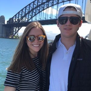 Meet your Posher, Claire