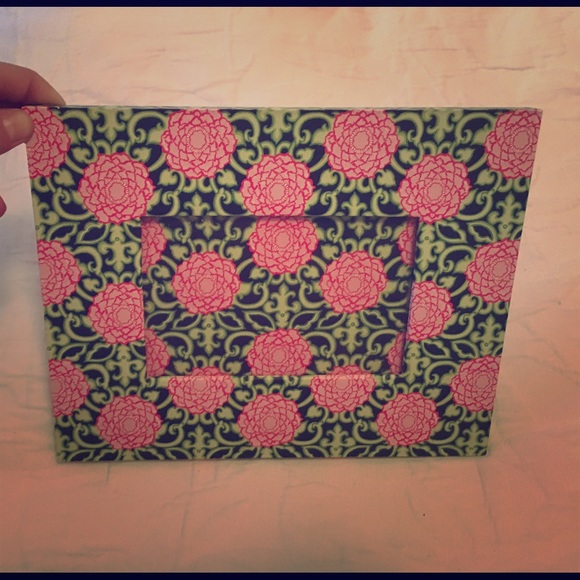 Lilly Pulitzer frame!