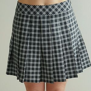 Burberry golf skirt
