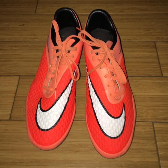 Nike hypervenom soccer cleats