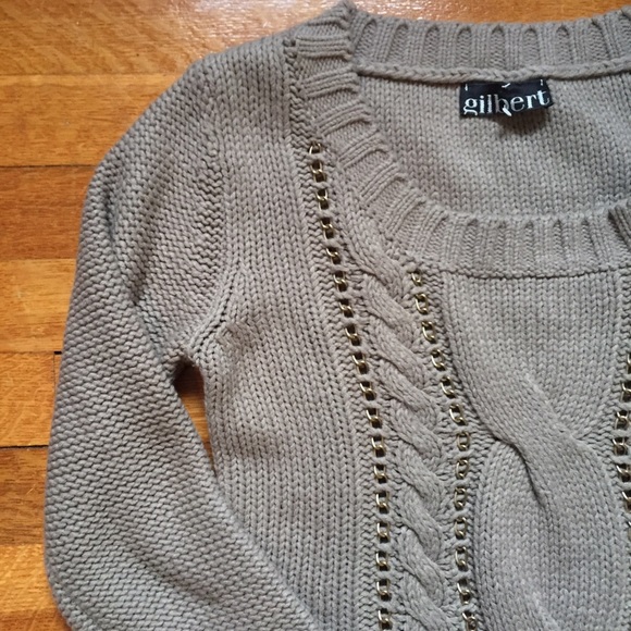 Pretty Cable Knit Sweater - Picture 2 of 3