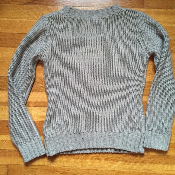 Pretty Cable Knit Sweater - Picture 3 of 3
