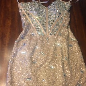 Size 4 Nude embellished Sherri Hill Cocktail dress