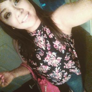 Meet your Posher, Haley