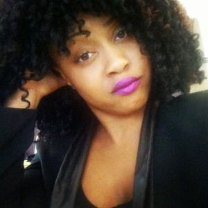 Meet your Posher, Lonniette