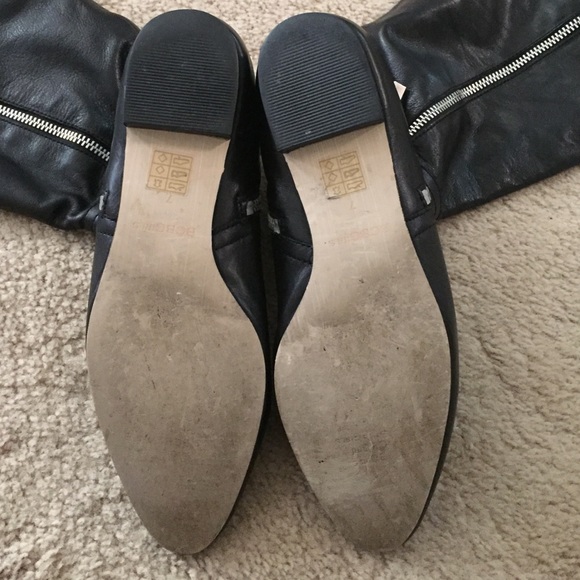 BCBGirls leather boot silver hardware FINAL PRICE✨ - Picture 4 of 4