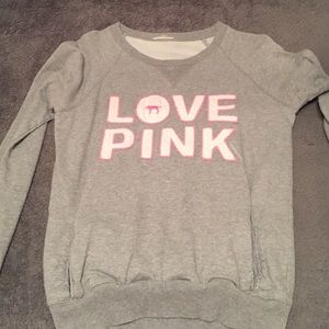 Pink crew neck with pockets!