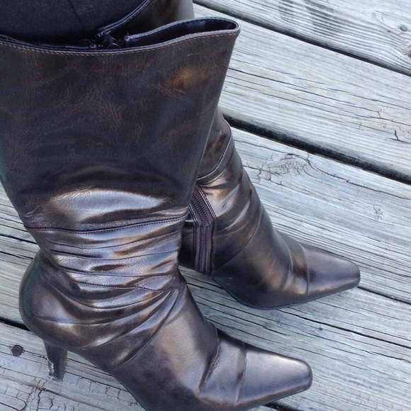 🍂Fall boots🍂 - Picture 2 of 3