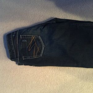 NOT FOR SALE Bke jeans