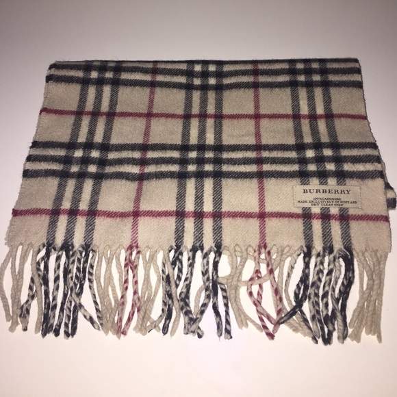 Burberry Accessories - Like New- Classic Burberry Scarf