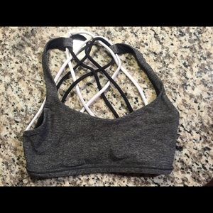 Lululemon sports bra