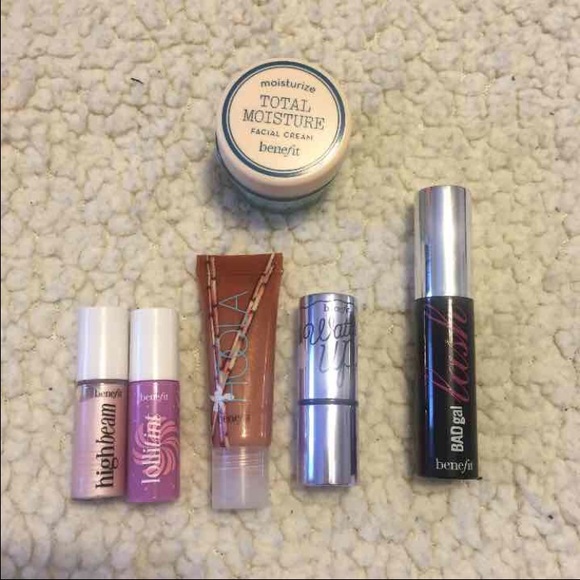 Benefit hoola