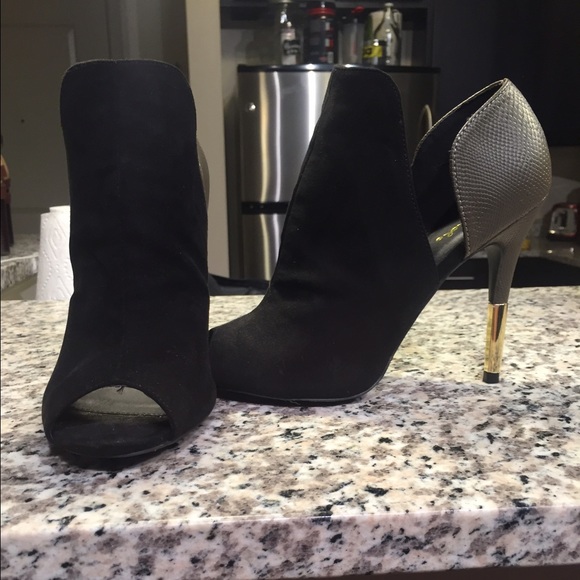 Suede heels