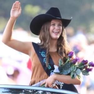 Meet your Posher, Hannah