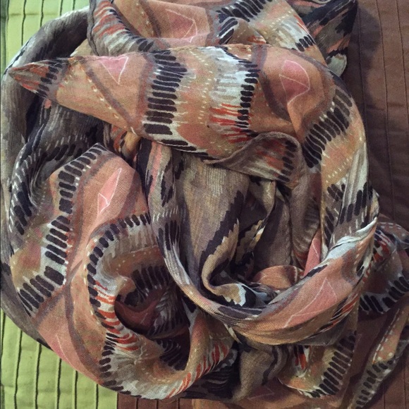 Patterned Scarf - Picture 2 of 2