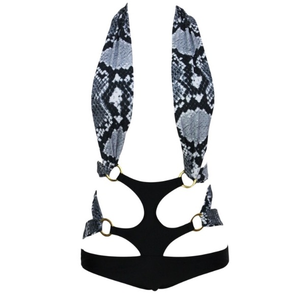Swimsuit - Picture 2 of 6