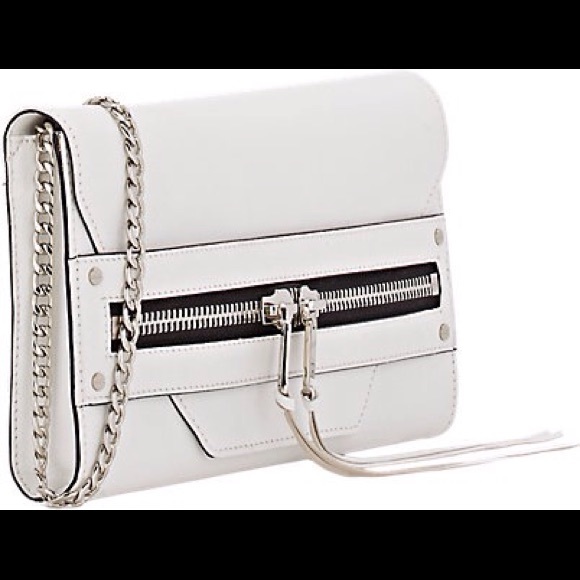 Milly Clutch ❤️❤️❤️ - Picture 2 of 2