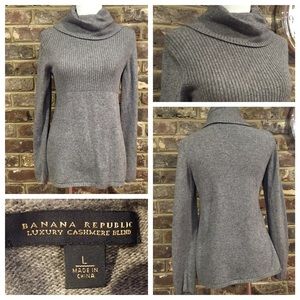 Banana Republic Gray Cashmere Loose Fit Turtleneck