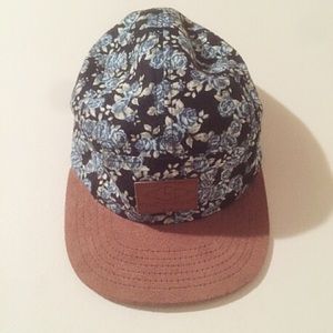 EMPIRE SURPLUS CO. FLORAL 5 PANEL HAT