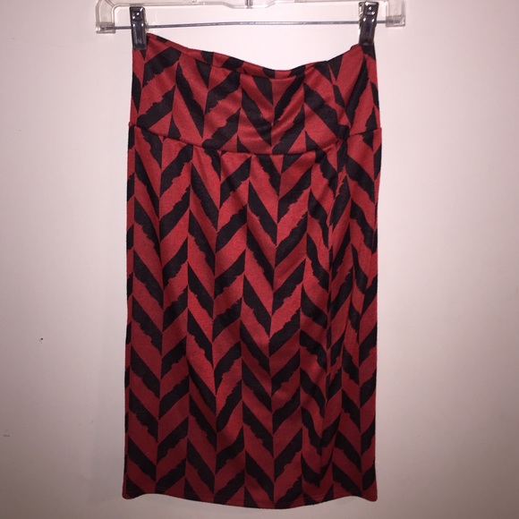 Woman's lularoe skirt😊
