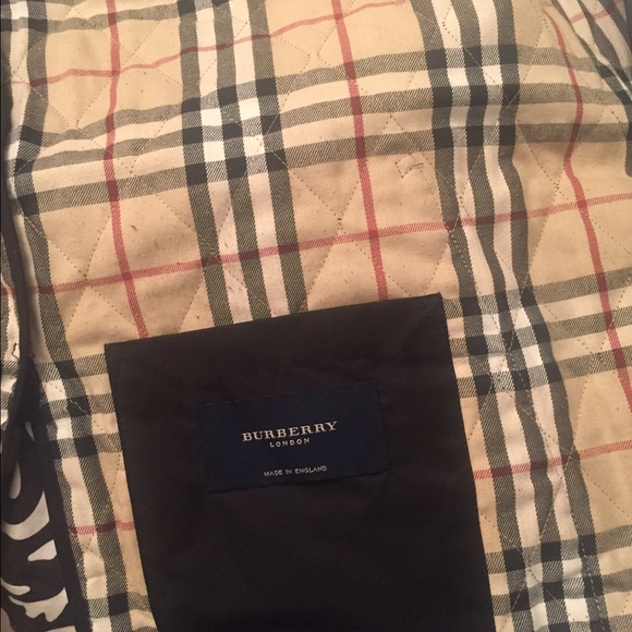 Burberry jacket AUTHENTIC - Picture 2 of 4
