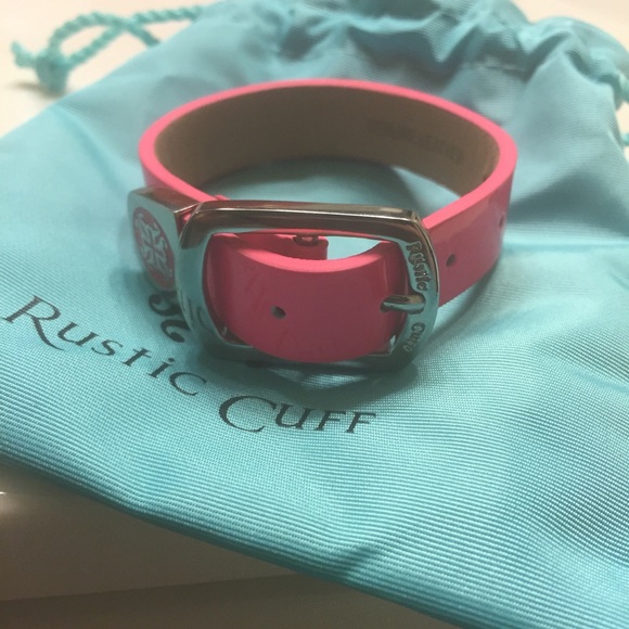 Rustic Cuff Hot Pink Patent Leather Kacy - Picture 1 of 1