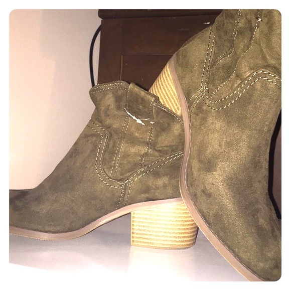 Army green ankle boots