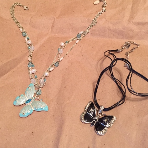 Butterfly choker bundle necklaces