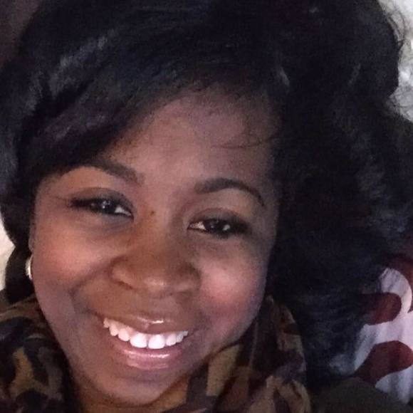 Meet your Posher, Carlissa