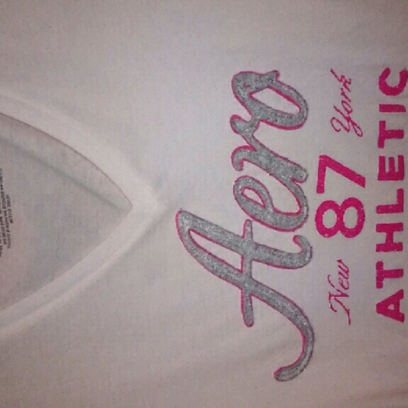 aero v neck tshirt