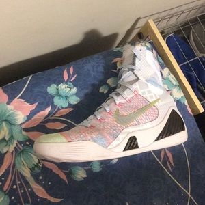 what the Kobe 9's size 10