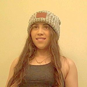 Meet your Posher, Paola